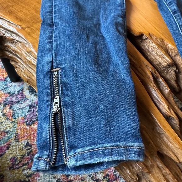 American Eagle Outfitters Women’s Blue Jeans, High Rise, Size 10 - Picture 4 of 6